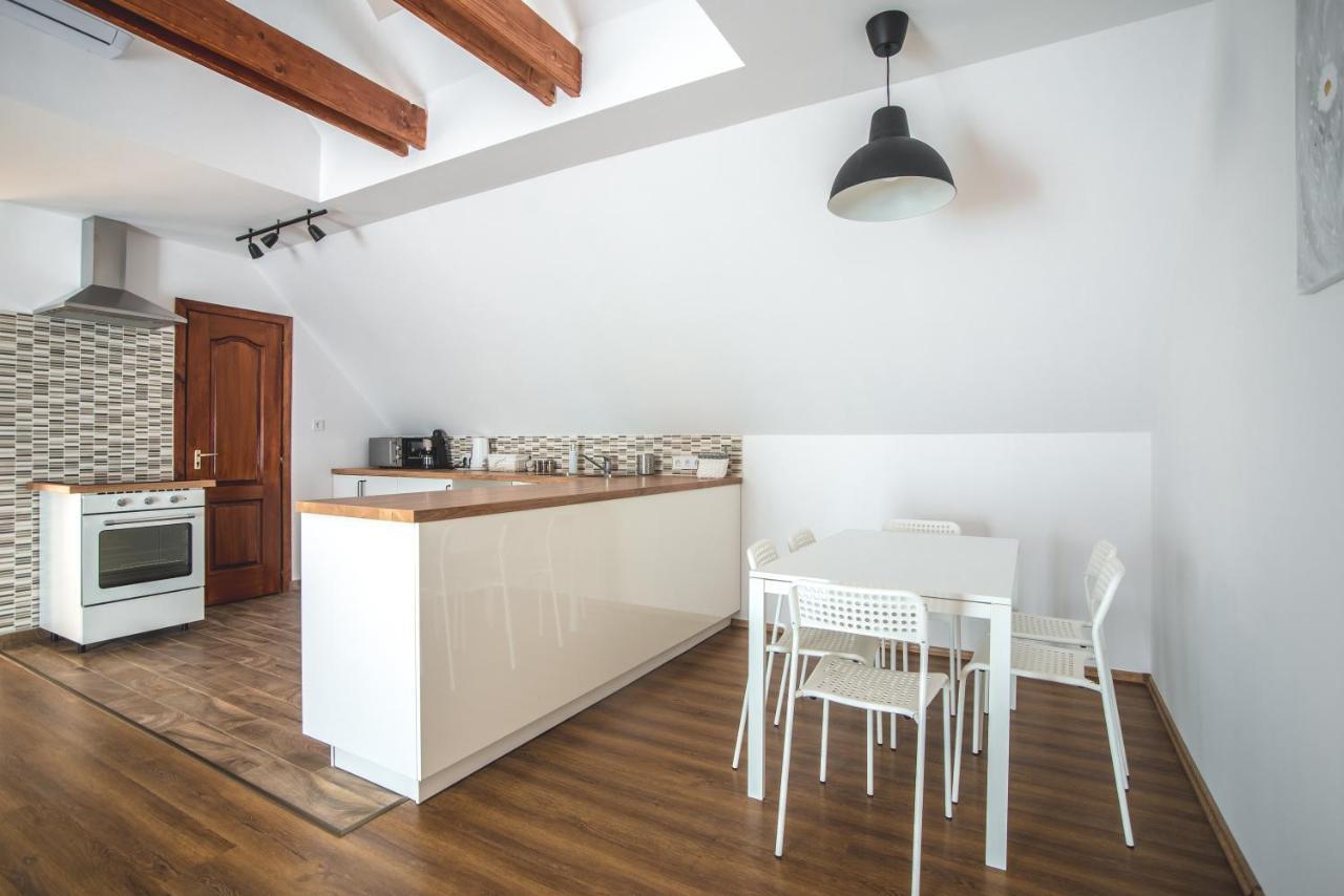 Pataky Apartmanok 베스프렘 외부 사진